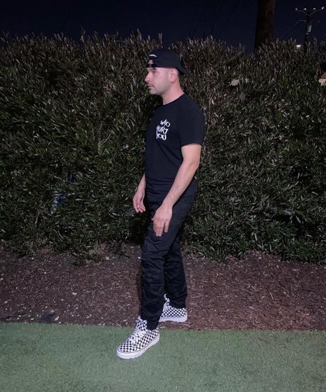 Samyo Blanco erotische top fotos