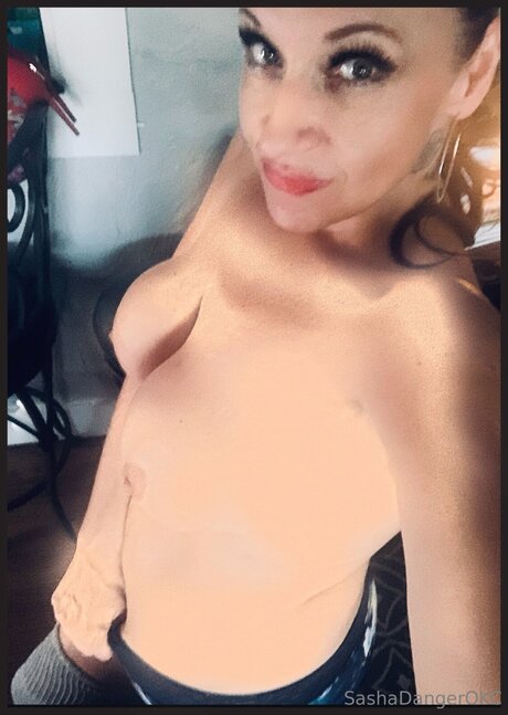 Sasha Danger OKC top nackt archiv