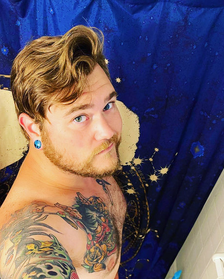 Ryan Muninn exklusive akt bilder