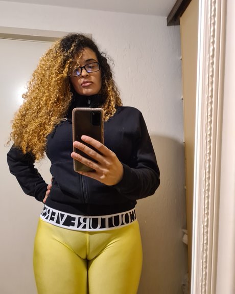 Rubiota83 akt pornostar foto