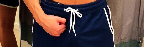 SATISHI BIGDICK perfekte nackte galerien