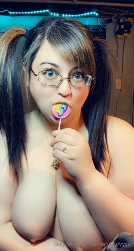 Thick and Curvy hd heiße foto