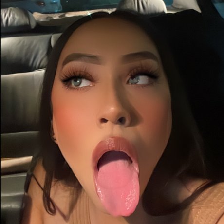 kurvige mädchen nur fans nackt hübsche bilder