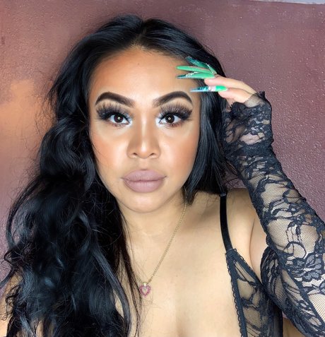 Yojana G_ hd nackten foto