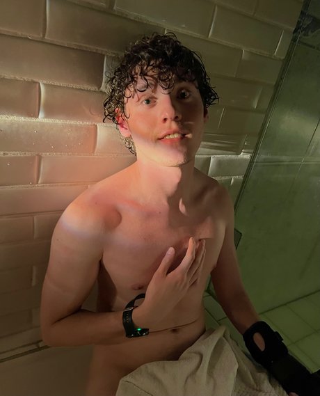 Yonicagee porno erotische bild