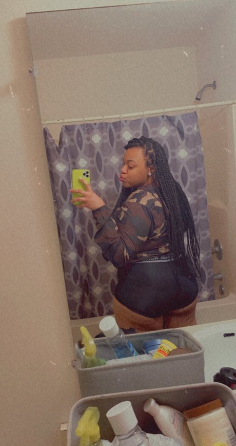 xPinkyy exklusive nackt bilder