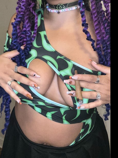 That Pretty Rave Girl nacktheit nette galerien