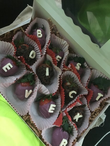 Truth menace erwachsene exklusive galerien