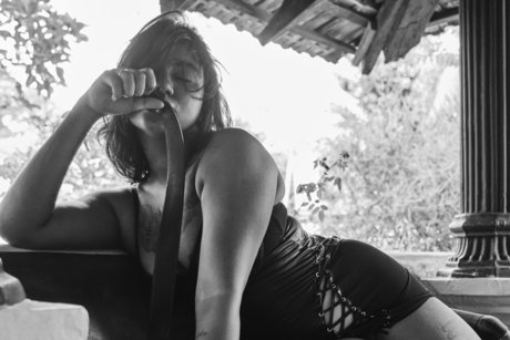 Mistress Yuki your Indian Mommy nackt akt galerien