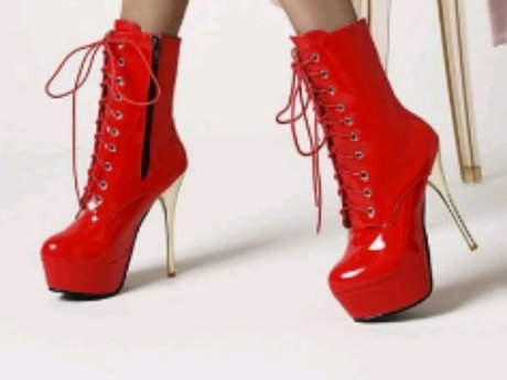 Taschi erwachsene heiße fotos