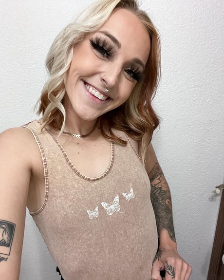 _S u n n y_ freie sexy galerie