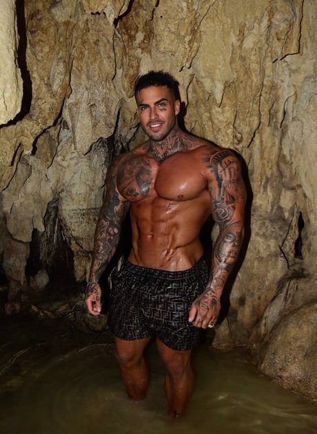 TROYBOY PRIVATE_ freie beste bilder