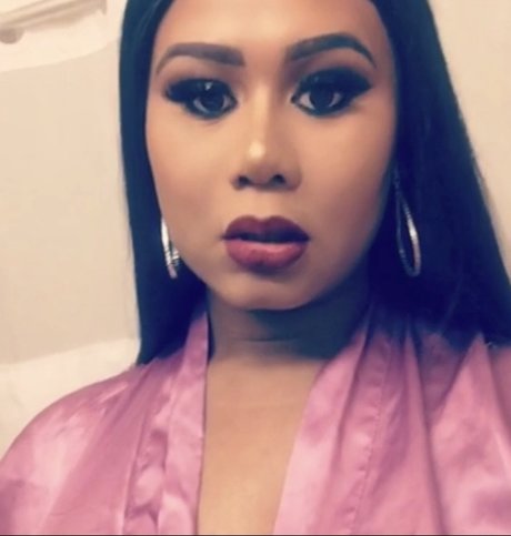 Tskandilong kunst pornostar galerie