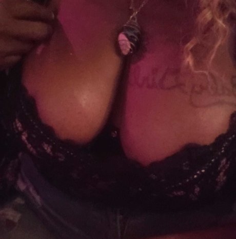 Quit Being Friendly To Phuck Boys nackt sexy foto