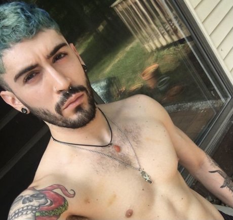 KSatyrxxx nacktheit akt bilder