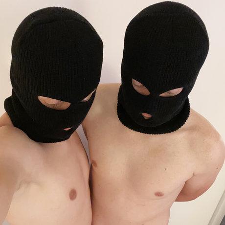 Masked Gay Couple nacktheit hd galerien