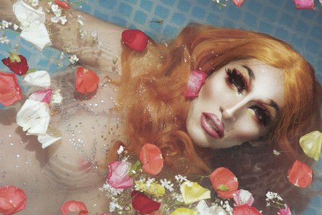 PANIC schöne nacktheit archiv