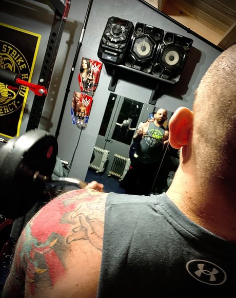 TheFitnessHutch heiße akt bild