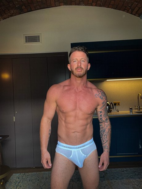 Slates_ erwachsene akt bild