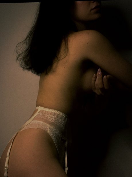 friday grl_ top nacktheit fotos