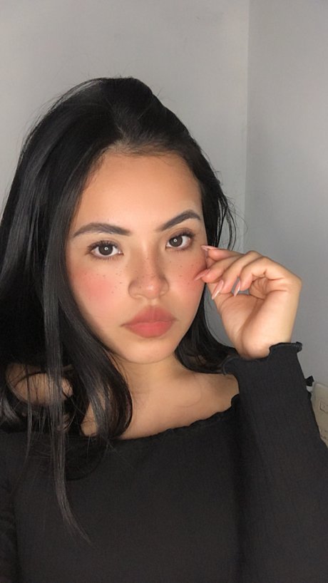 Heidi Gonzalez kunst beste bilder