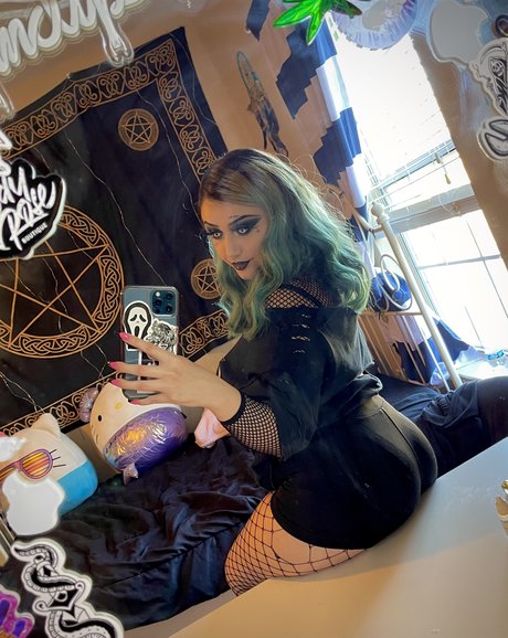 Yuna Toy nacktheit perfekte bilder