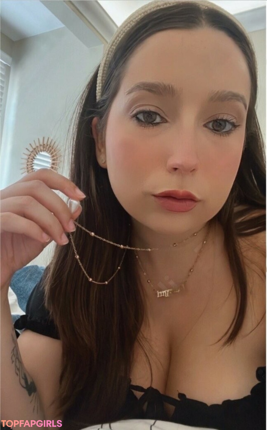 Kirsty Wells freie akt archiv