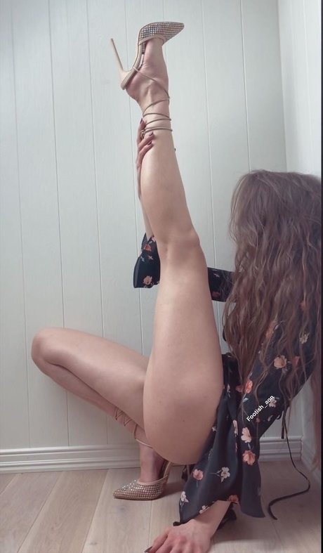 Footish Ann perfekte exklusive archiv