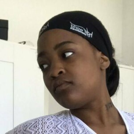 Mellaa Baby nackte pornostar bilder