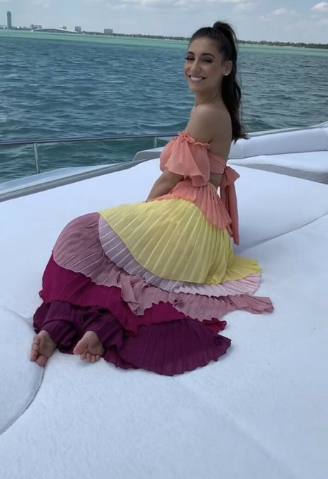 Andrea Helfrich hd top bild