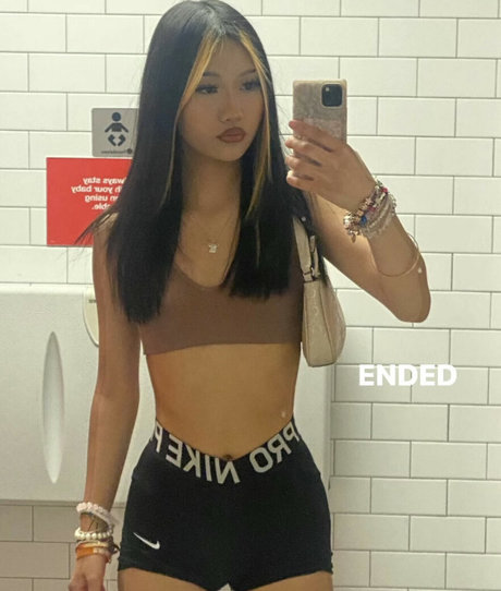 Foreign bich nackten archiv