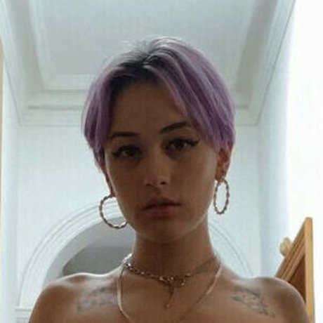 Spacegirlgemmy freie nackt foto