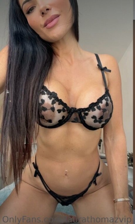 Laura Thomaz pornostar nette archiv