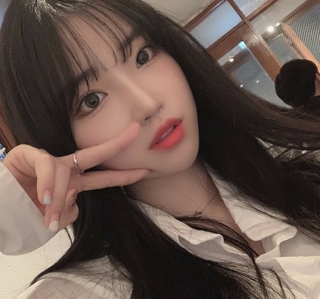 Se Yeon beste pornostar fotos