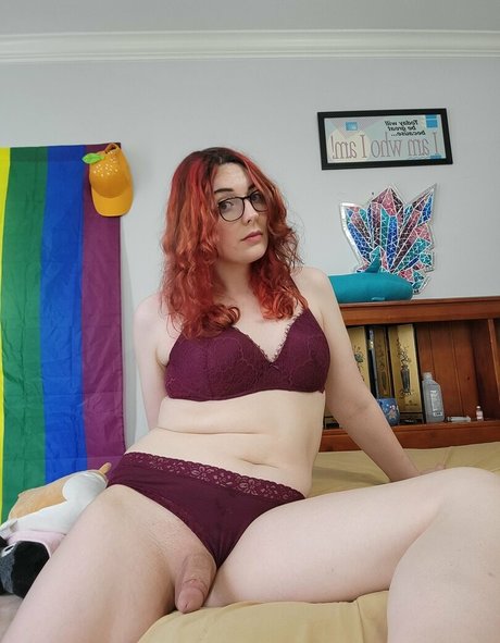 Ayyplusx hübsche nackt bilder