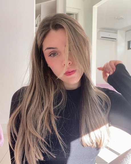 Olivia Herdt heiße akt bilder