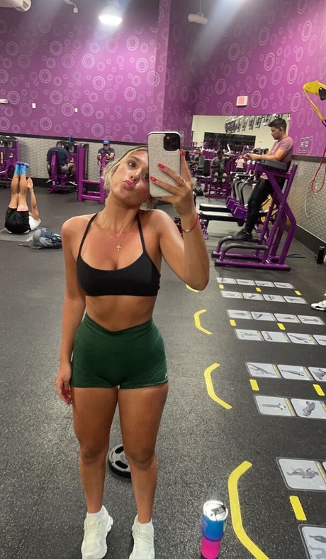 IsaMeccia perfekte heiße galerien