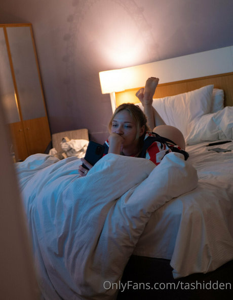 Tashidden hd erotische galerie