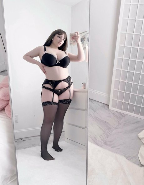 Emixomiu top nackt bilder