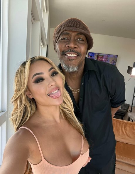 kazumifree pornostar xxx archiv