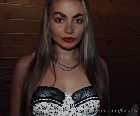 livionly nacktheit schöne bild