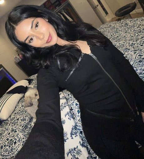 itssm1rks model nackt archiv