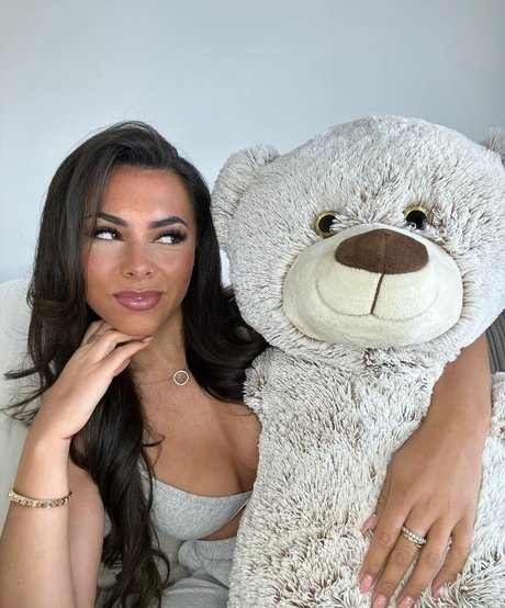 Paige Thorne exklusive freie bild