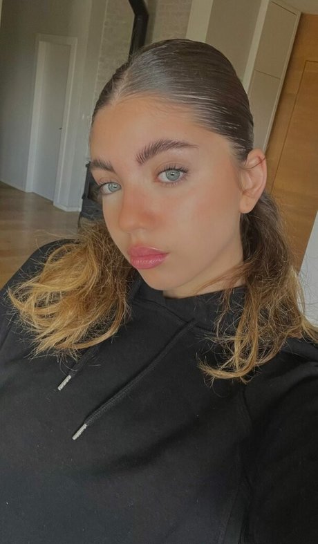 Ela Be eri erwachsene nackt galerie