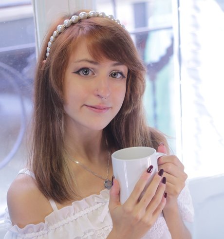 Sweet Nela it s back_ sexy pornostar galerie