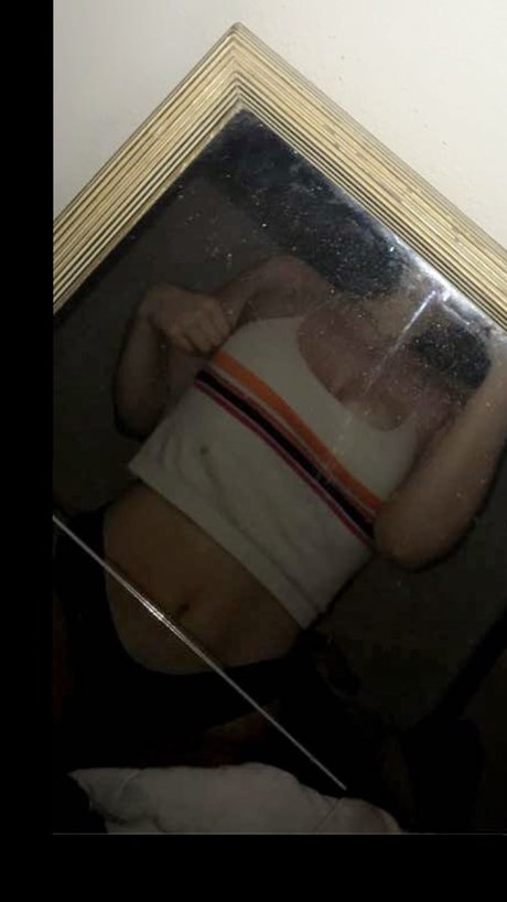 tess kunst nackte fotos