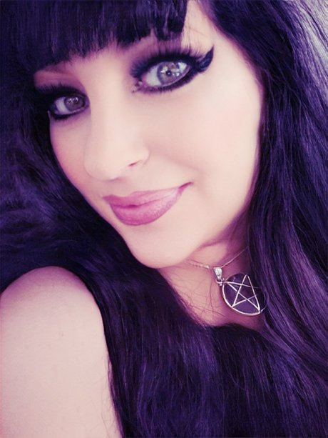 ChrystelleBelle nacktheit pornografische galerien