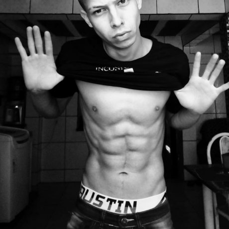 _YureRodrig xxx schöne archiv