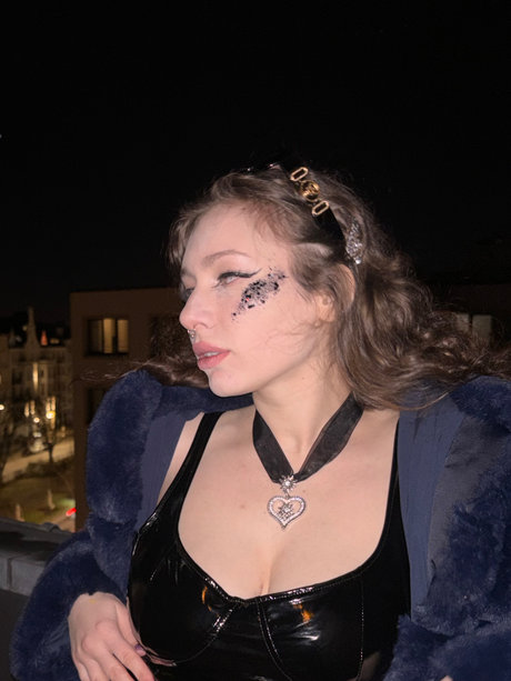 Sonya Marmeladova top erwachsene archiv