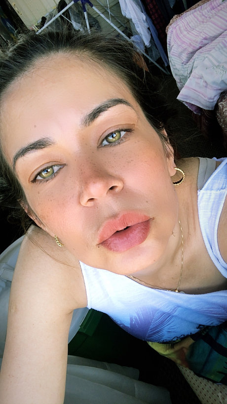 Rosymeloo nackt erotische foto